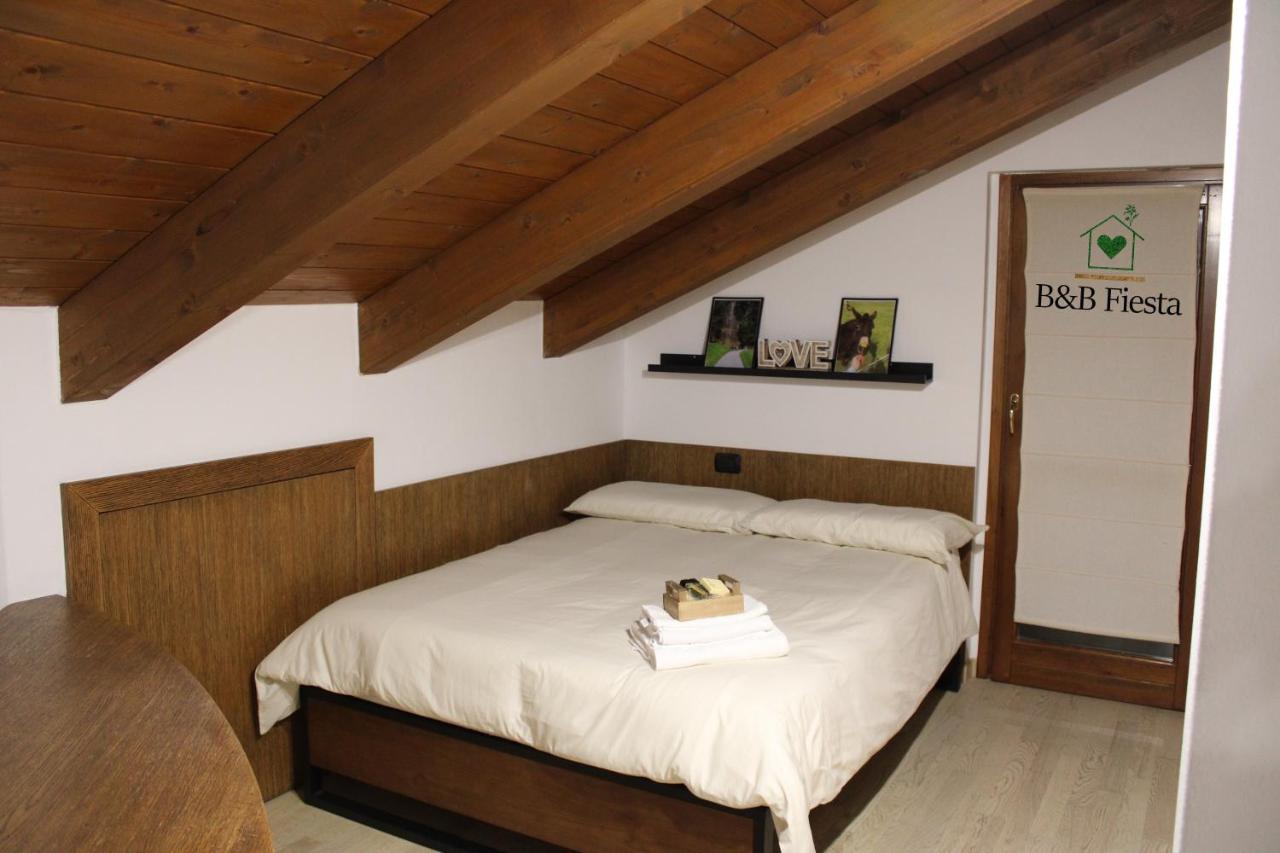 Villa Fiesta Oggiono Exteriér fotografie